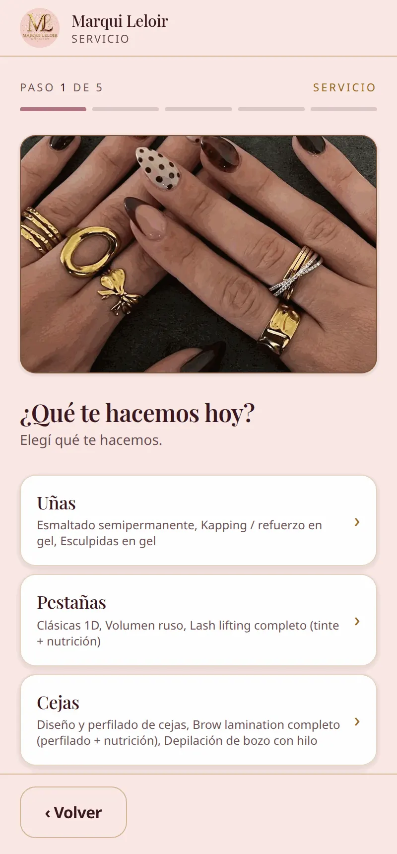 Tu clienta elige servicio y horario